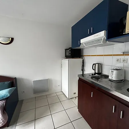 T2 A 200m Des Thermes Avec Balcon, Piscine Et Wifi - Fr-1-541-108